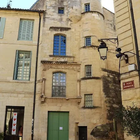 Uzes, Au Coeur Du Centre Medieval Le Logis Du Consul Un Bien D'exception Du Xvieme Siecle Apartament *