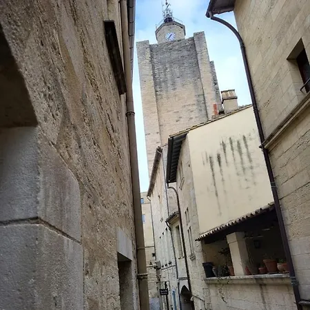 Uzes, Au Coeur Du Centre Medieval Le Logis Du Consul Un Bien D'exception Du Xvieme Siecle *