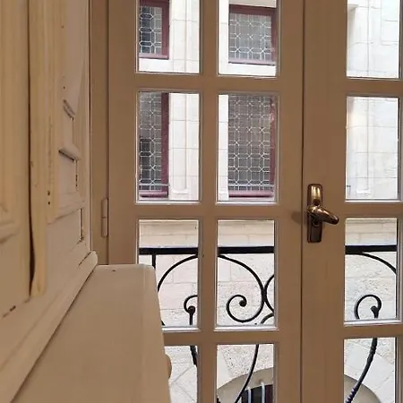 Uzes, Au Coeur Du Centre Medieval Le Logis Du Consul Un Bien D'exception Du Xvieme Siecle Apartament Uzès